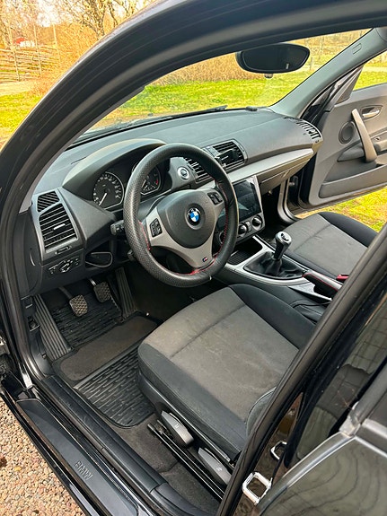 BMW 116i 8 of 9