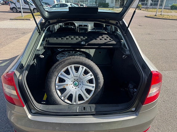 Skoda Octavia 6 of 10