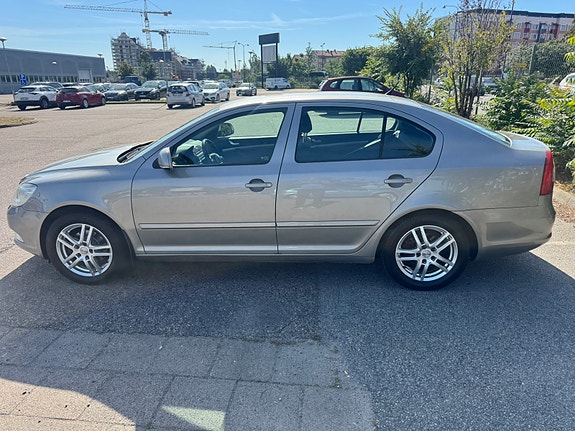 Skoda Octavia 5 of 10