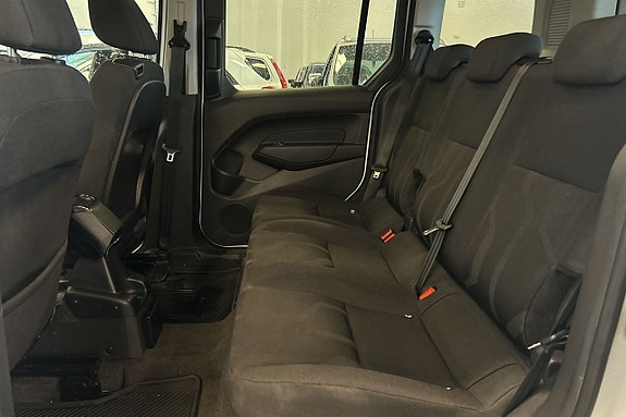Ford Connect Tourneo 12 of 26