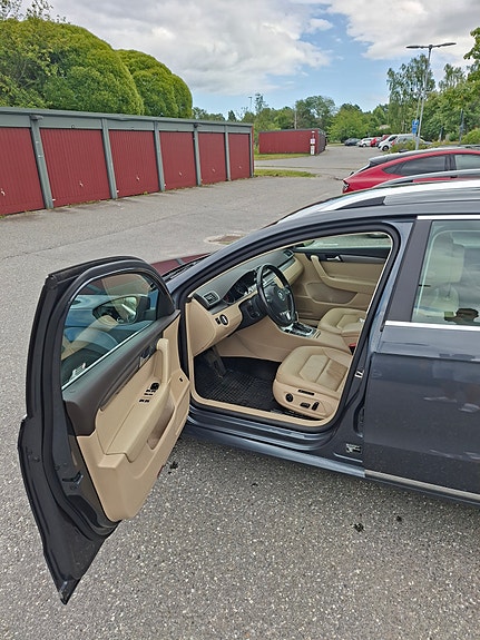 Volkswagen Passat 6 of 11