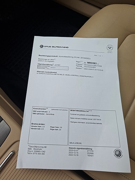 Volkswagen Passat 10 of 11