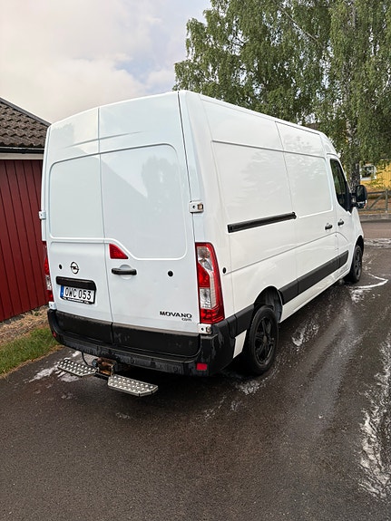Opel Movano 2 of 5