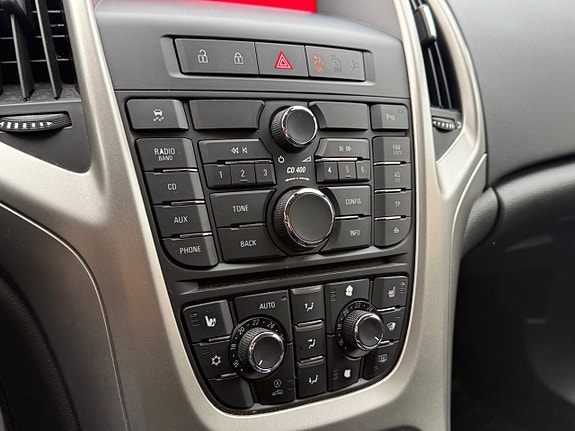Opel Astra 14 of 15