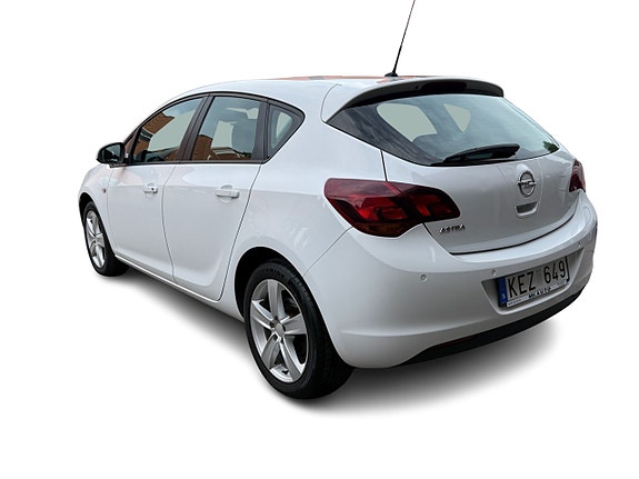 Opel Astra 6 of 15