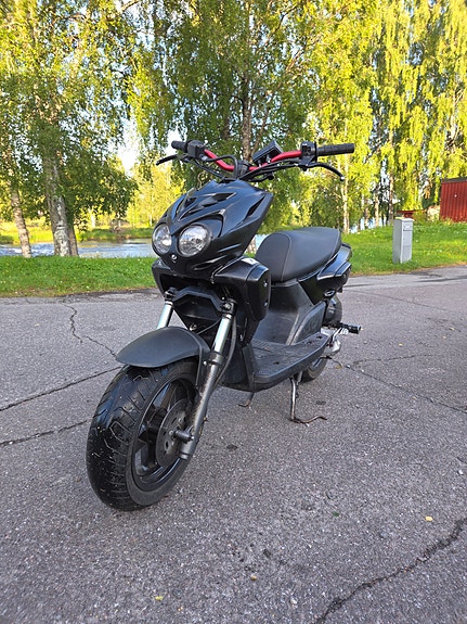 Yamaha EW50 Slider Naked 2 of 4
