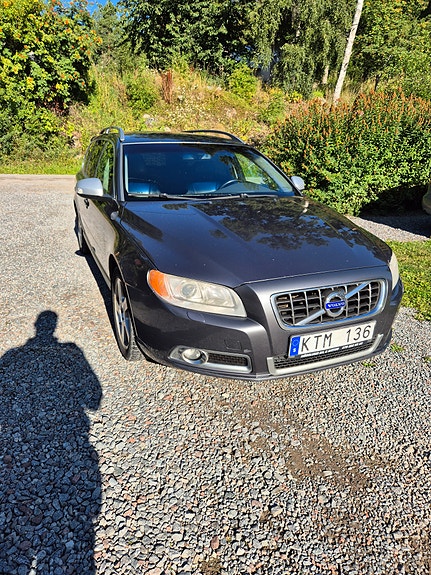 Volvo V70 5 of 5