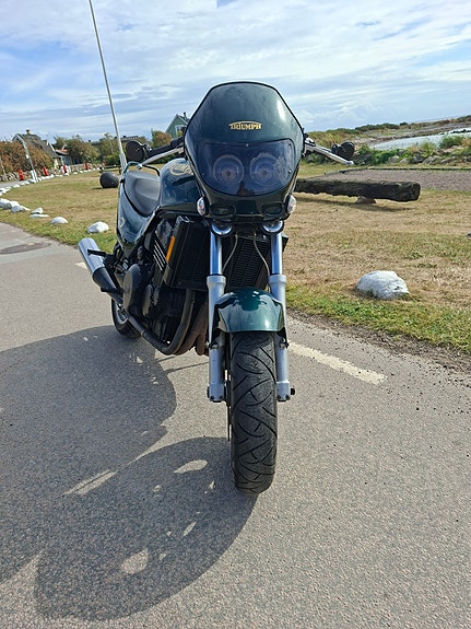 Triumph Trident 3 of 4