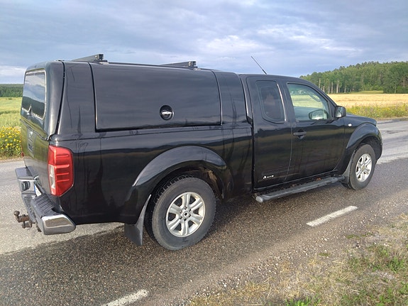 Nissan King Cab 3 of 5