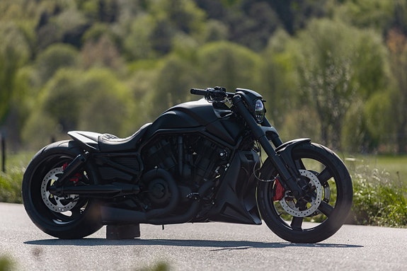 Harley-Davidson Nightrod OPM 300 Custom V-Rod 3 of 12