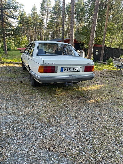 Opel Rekord 2 of 4