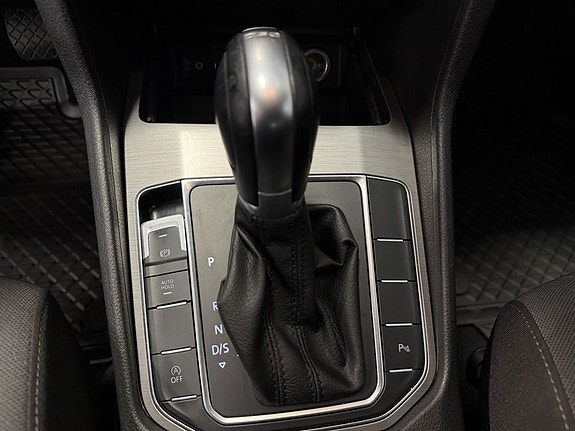 Volkswagen Golf Sportsvan 12 of 15