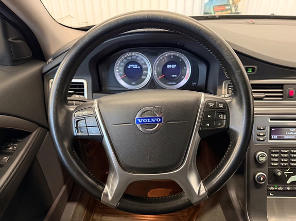 Volvo V70 10 of 18