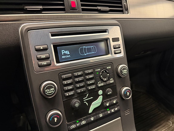 Volvo V70 14 of 18