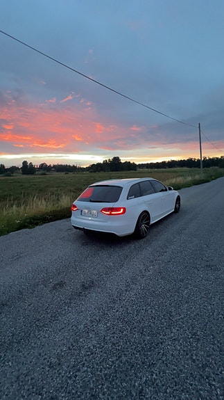Audi A4 3 of 5