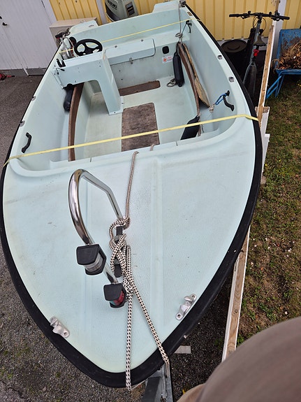 Styrpulpet med defekt motor. 3 of 5