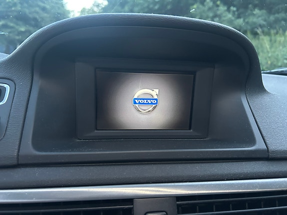 Volvo V70 16 of 17