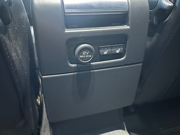 Volvo V70 13 of 17