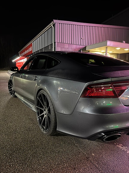 Audi A7 8 of 9