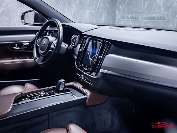 Volvo V90 13 of 30