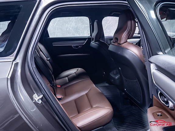 Volvo V90 16 of 30