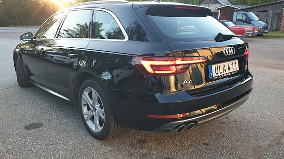 Audi A4 9 of 20