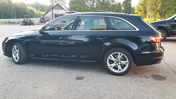 Audi A4 8 of 20