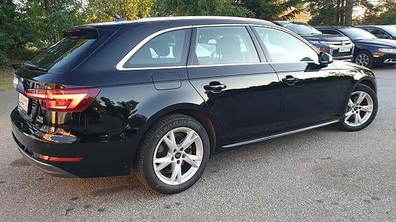 Audi A4 12 of 20