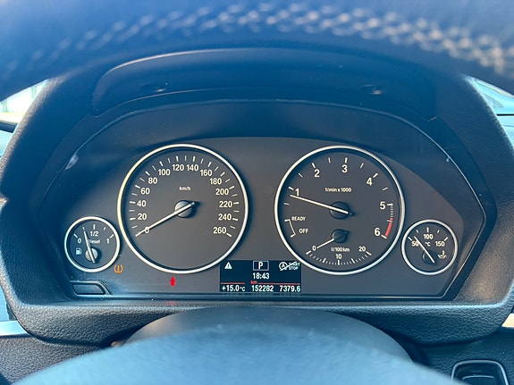 BMW 320d 8 of 12