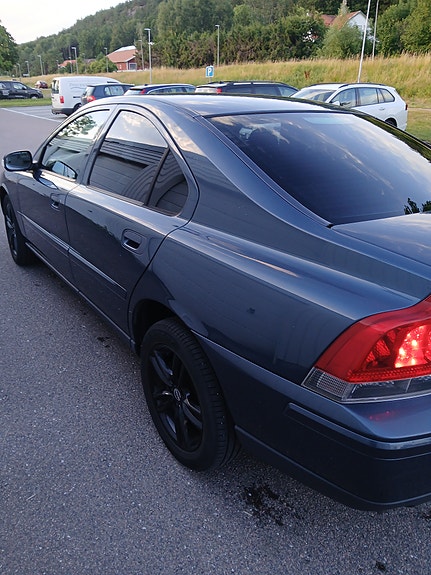 Volvo S60 5 of 5