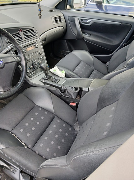 Volvo S60 11 of 15
