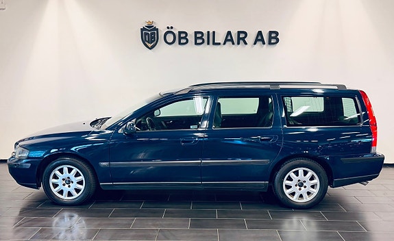 Volvo V70 4 of 5