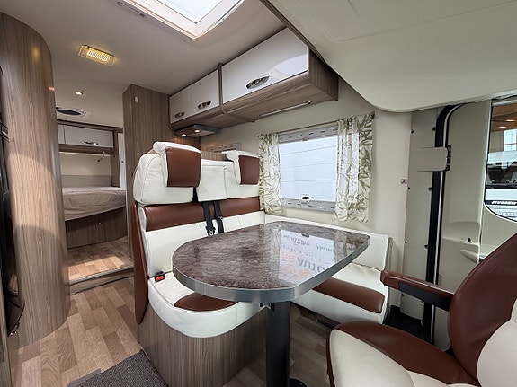 Chausson EXALTIS 7018 (150HK) Queensbed + hyttsäng! ALDE vattenburen! Vinteranpassad! 12V Fläkt! 6 of 21