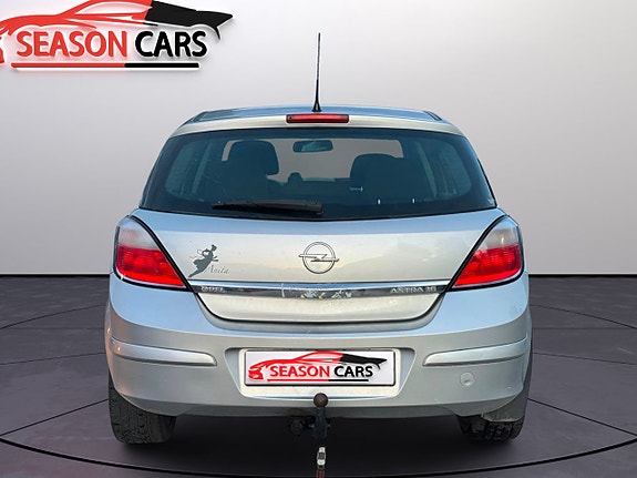 Opel Astra 4 of 5