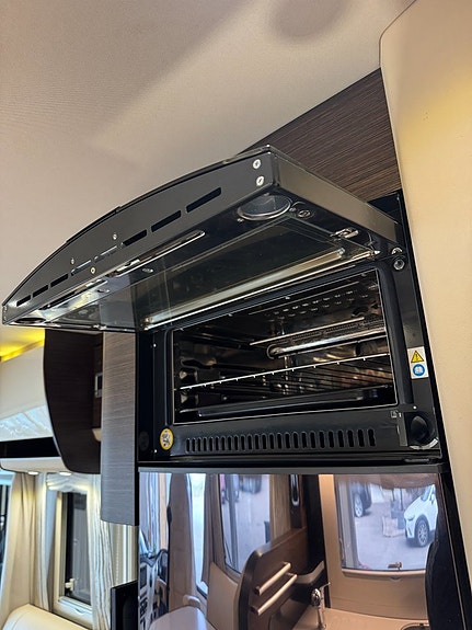 Concorde Credo 840 L IVECO (170HK AUTOMAT) Långbädd! Stort badrum! ALDE! Inverter! Vinteranpassad! Tvillinghjul! Dragkro 10 of 26