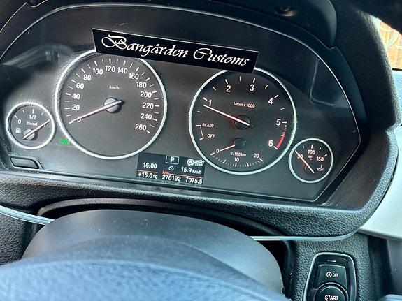 BMW 320d 14 of 18