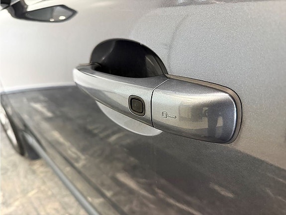 Volvo V70 5 of 5
