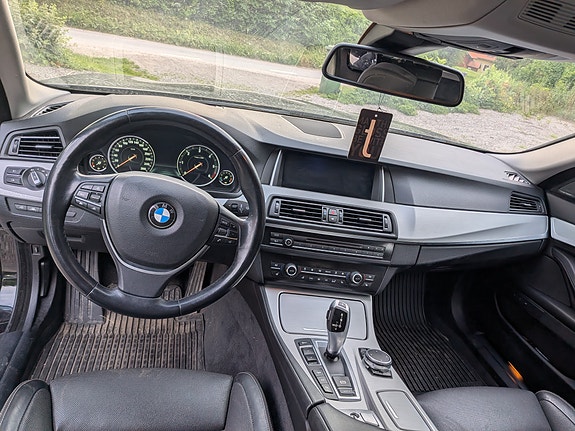 BMW 520d 3 of 3