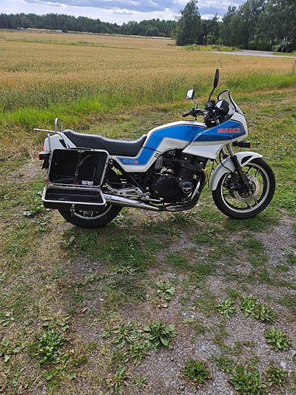 Suzuki GSX 1100 ES 4 of 10