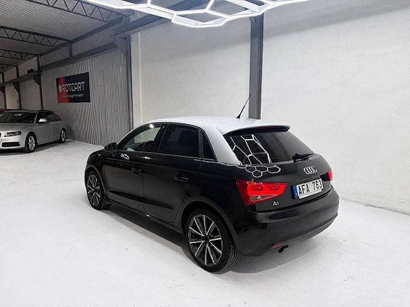 Audi A1 3 of 5