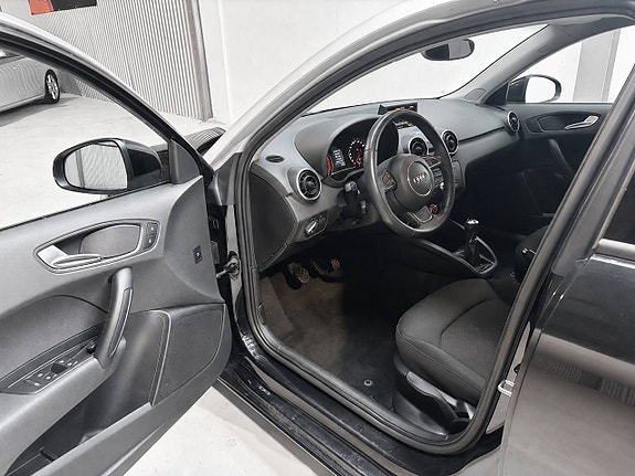 Audi A1 7 of 11