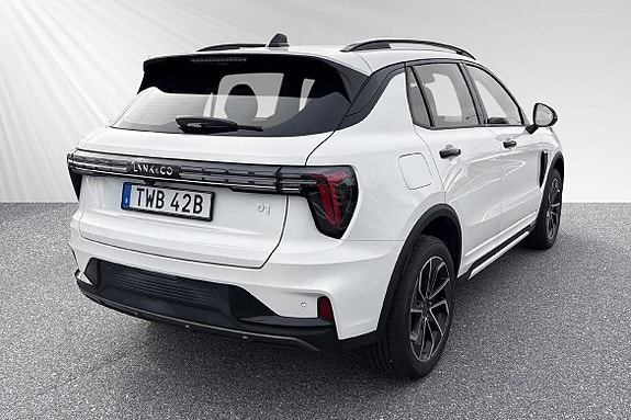 Lynk & Co 01 4 of 5