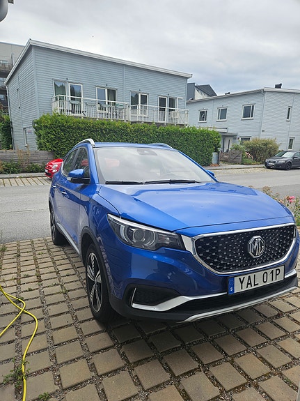 MG ZS EV 3 of 6