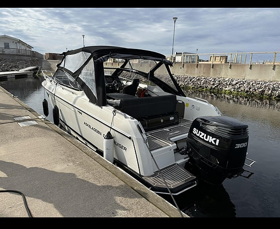 Askeladden C76 Cruiser TSI – 2018 – Suzuki DF300 –196 gångtimmar 8 of 10