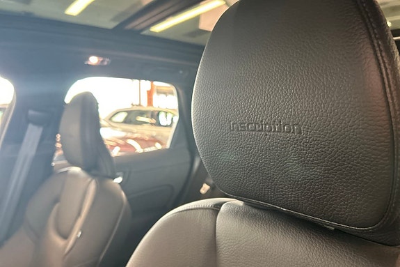 Volvo XC60 26 of 30