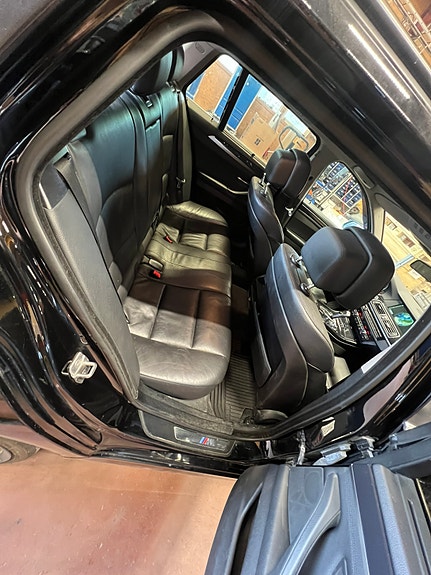 BMW 520d 3 of 5