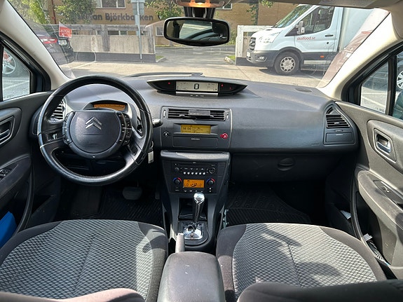 Citroen C4 8 of 9