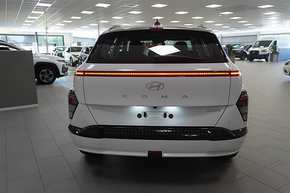 Hyundai Kona 8 of 9