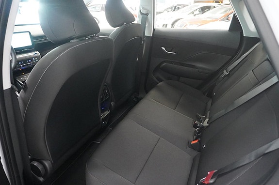 Hyundai Kona 5 of 9
