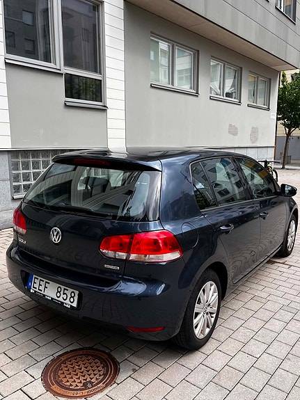 Volkswagen Golf VI 2 of 5